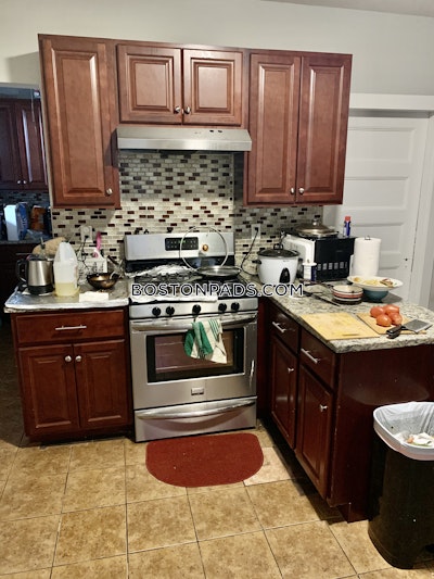 Mission Hill 3 Beds 1 Bath Boston - $5,100