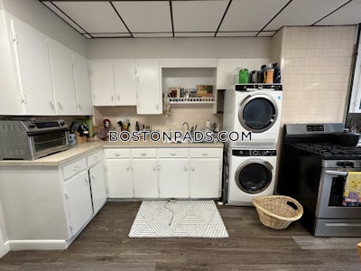 East Boston 2 Beds 1 Bath Boston - $2,750