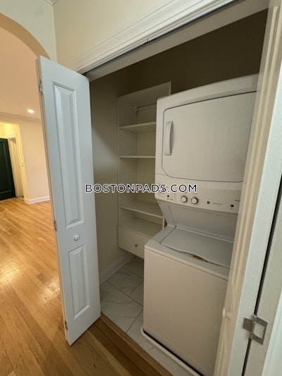 Brookline 1 Bed 1 Bath  Coolidge Corner - $3,545 No Fee