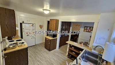 Brighton 3 Beds 1 Bath Boston - $5,600