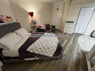 Chinatown Apartment for rent Studio 1 Bath Boston - $2,500