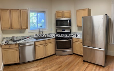 Fort Hill 2 Beds 1 Bath Boston - $3,100