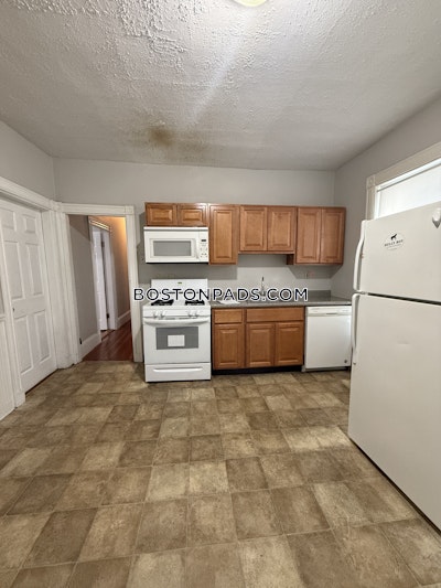 Dorchester Apartment for rent 4 Bedrooms 2 Baths Boston - $3,000 No Fee